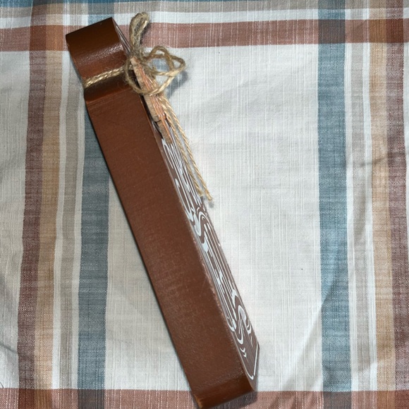 Hello Fall Sign - Picture 4 of 5